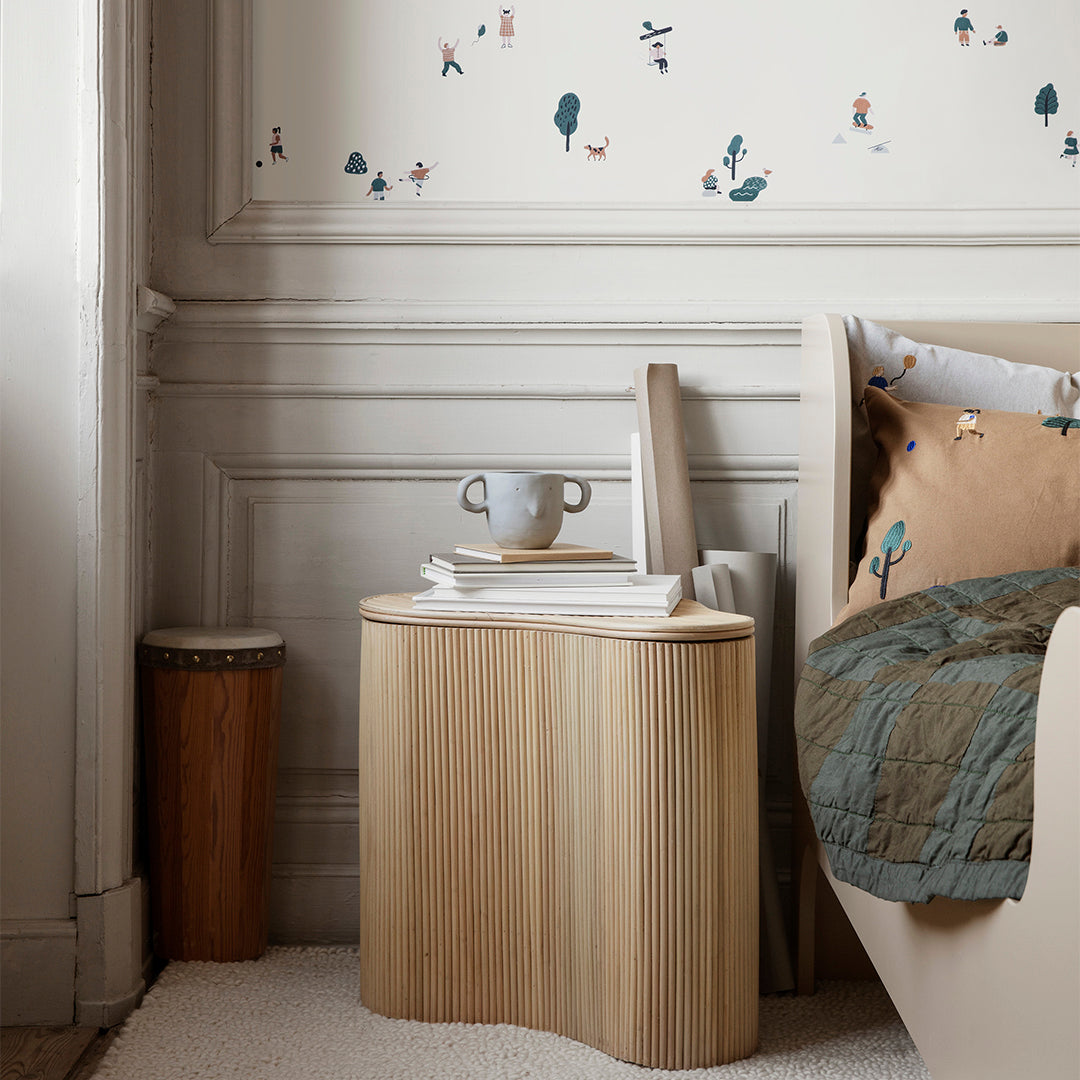 Tavolino Nordic in Rattan Naturale e MDF con Coperchio per Camera da Letto e Camera dei Bambini