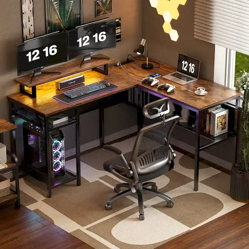 Scrivania a L, multi-colore, singola – ciabatta elettrica, LED RGB e supporto per monitor
