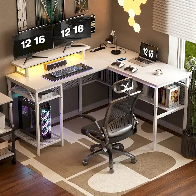 Scrivania a L, multi-colore, singola – ciabatta elettrica, LED RGB e supporto per monitor