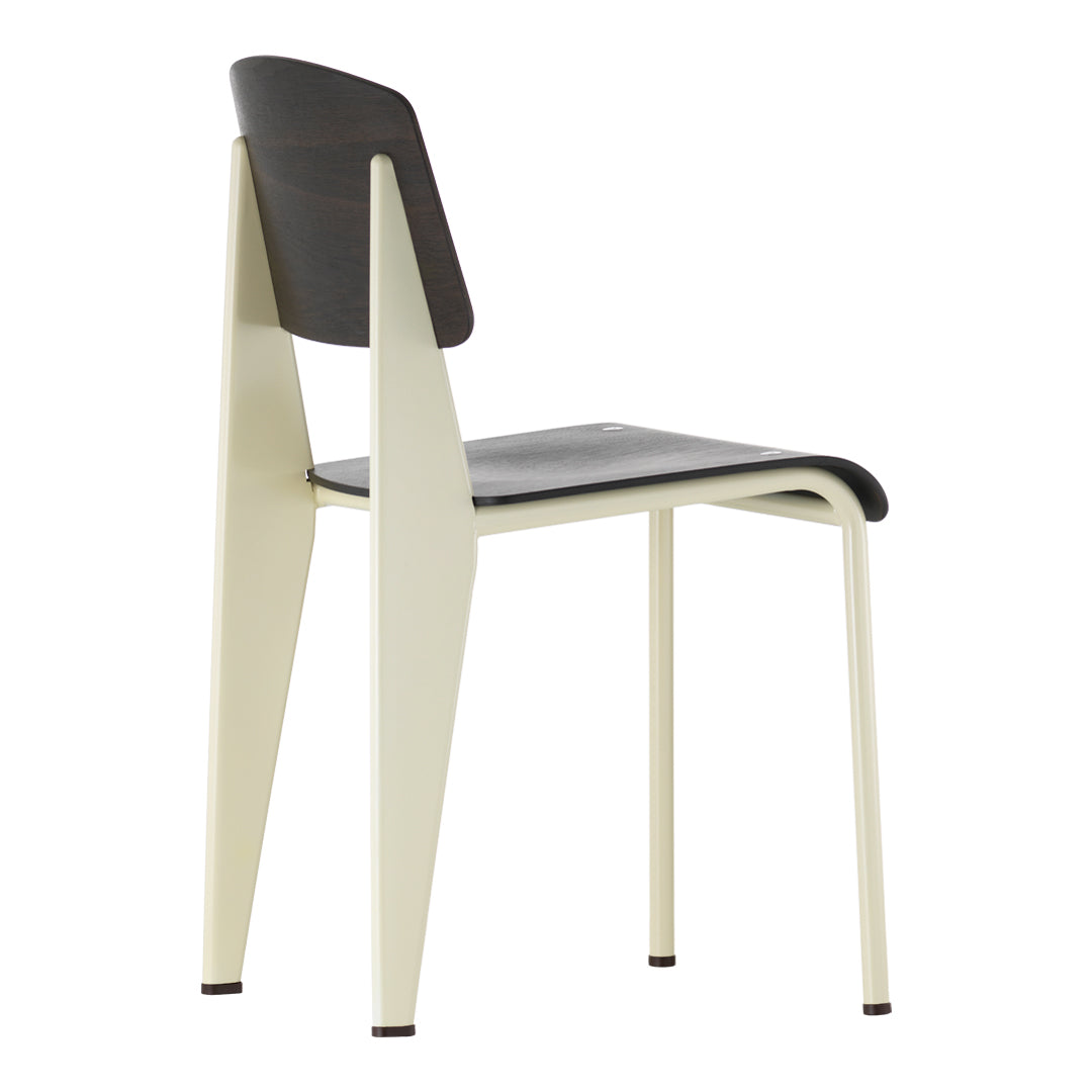 Sedia standard con tubo d'acciaio estetico ingegneristico e legno massello con design strutturale di Jean Prouvé per sala da pranzo