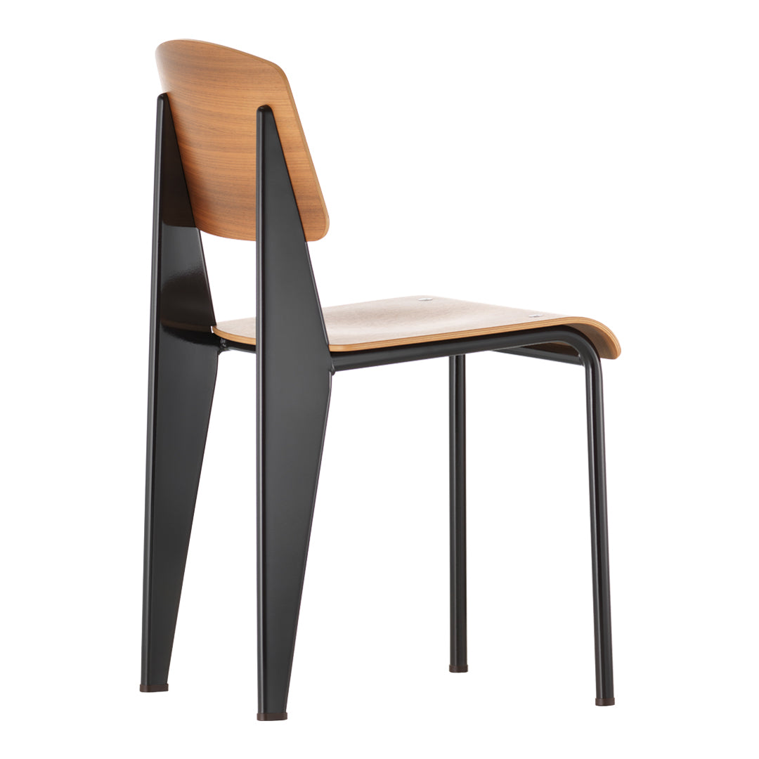 Sedia standard con tubo d'acciaio estetico ingegneristico e legno massello con design strutturale di Jean Prouvé per sala da pranzo