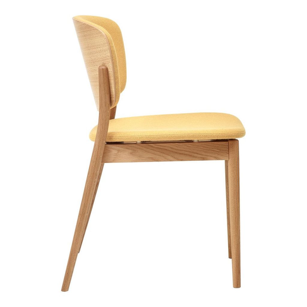 Sedia da pranzo Nordic Classic in rovere massiccio e imbottita, con schienale ergonomico e design impilabile per sala da pranzo