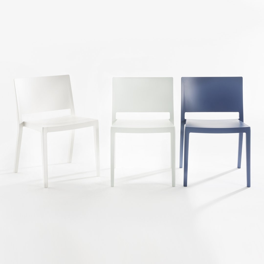 Set di sedie da pranzo moderno e femminile in polimero termoplastico con design monoblocco per interni ed esterni per sala da pranzo