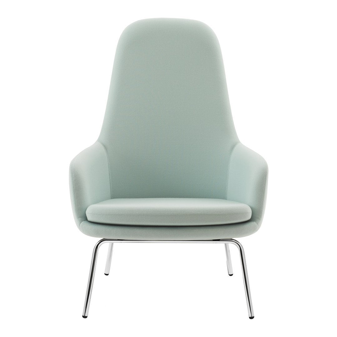 Sedia lounge alta classica nordica imbottita con gambe in acciaio e schienale con supporto per il collo per soggiorno