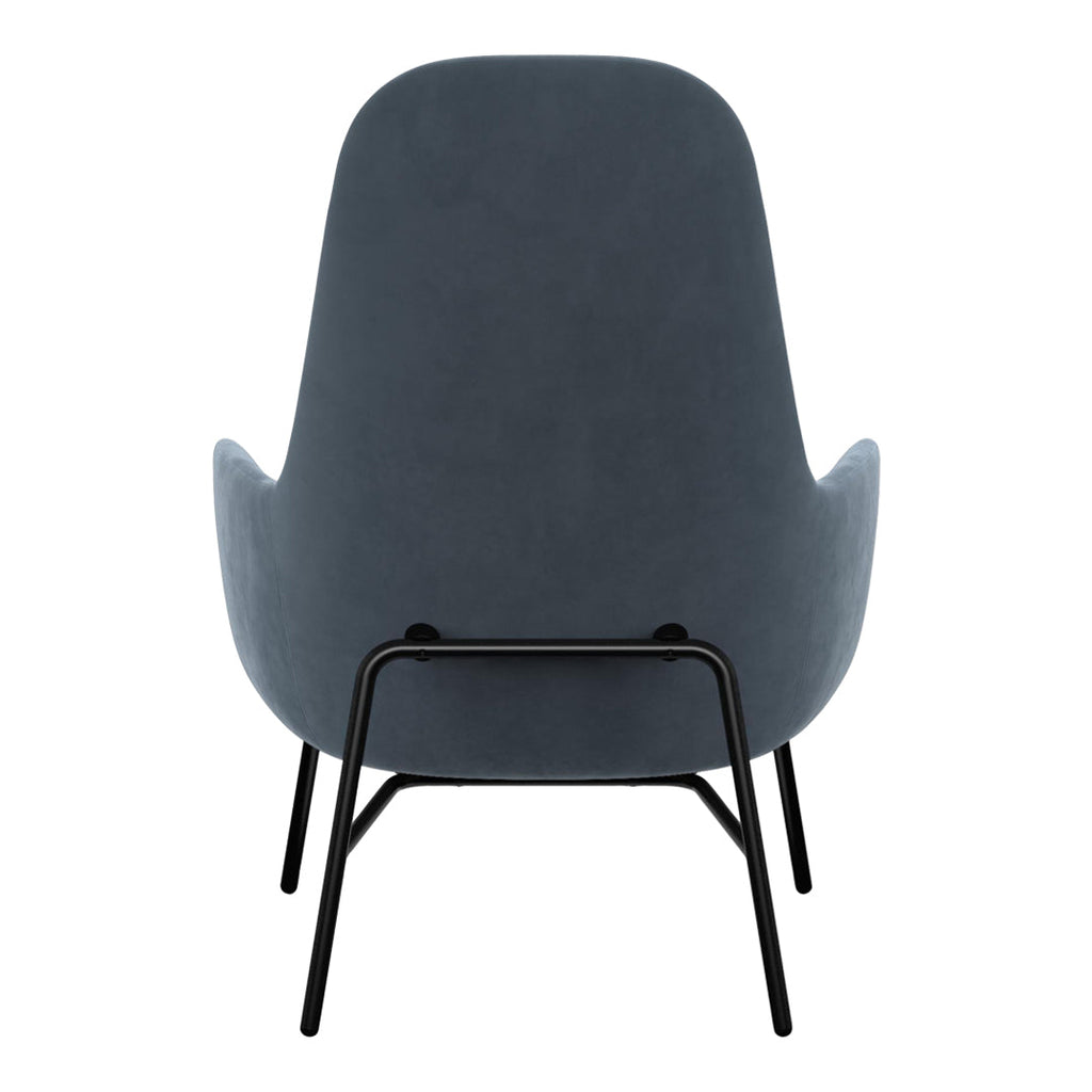 Sedia lounge alta classica nordica imbottita con gambe in acciaio e schienale con supporto per il collo per soggiorno