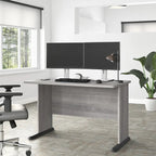 Scrivania per computer da 122 cm grigio tempesta/bianco/grigio platino, per una persona
