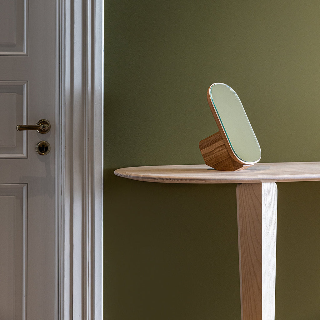Consolle Minimalista Scultorea in Materiali Misti a Sbalzo con Piede Unico per Ingresso