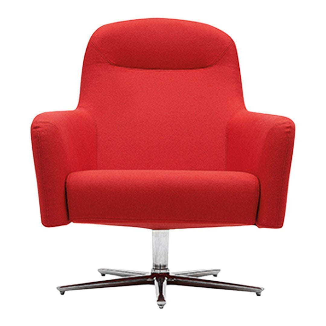 Poltrona girevole bassa imbottita Modern Classic con forma dinamica arrotondata per soggiorno