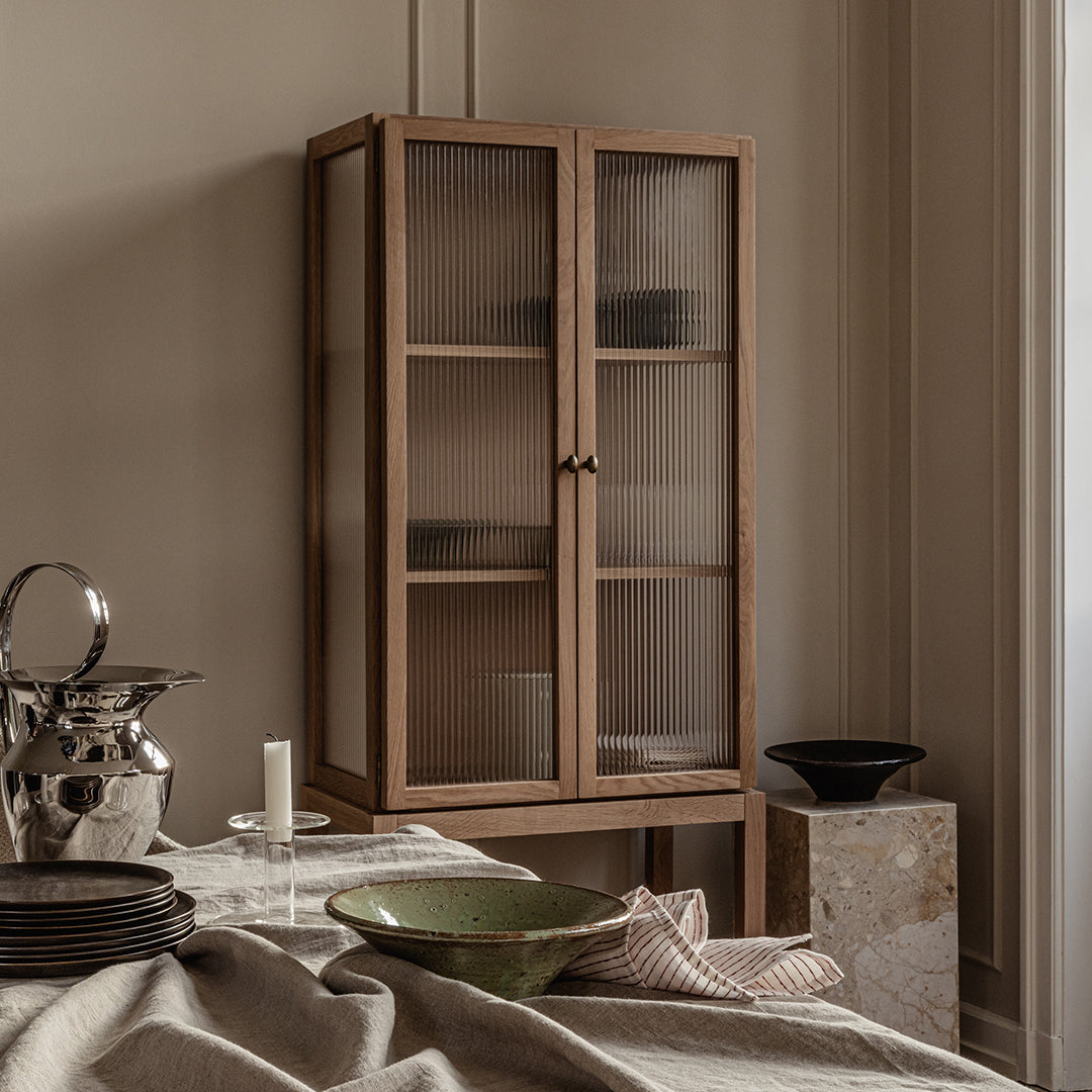 Tavolino Scultoreo Minimalista in Marmo Naturale Alto a Piedistallo con Base Espositiva Multiuso per Soggiorno