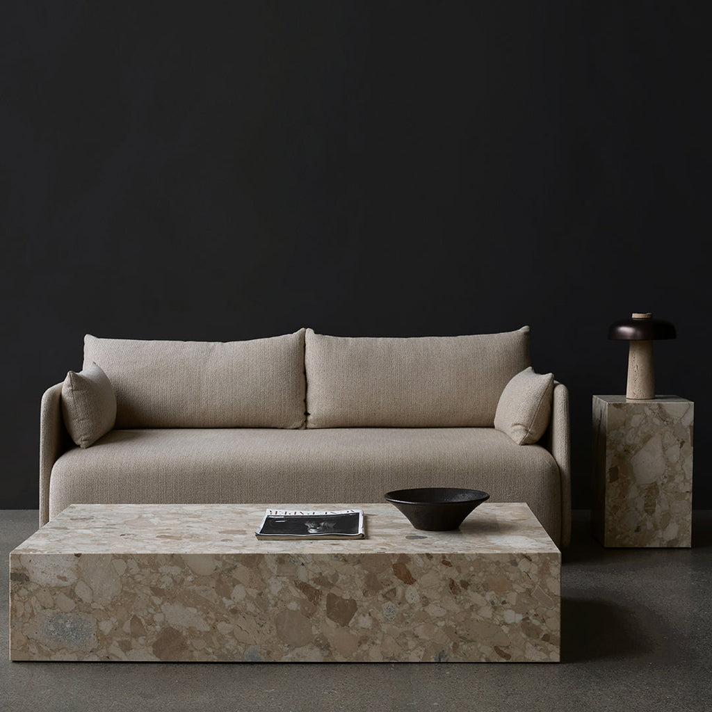 Tavolino Scultoreo Minimalista in Marmo Naturale Alto a Piedistallo con Base Espositiva Multiuso per Soggiorno