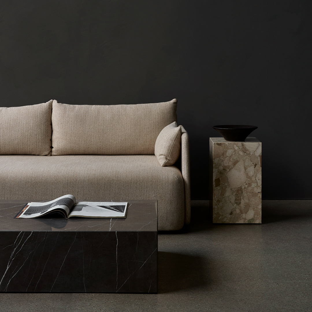 Tavolino Scultoreo Minimalista in Marmo Naturale Alto a Piedistallo con Base Espositiva Multiuso per Soggiorno