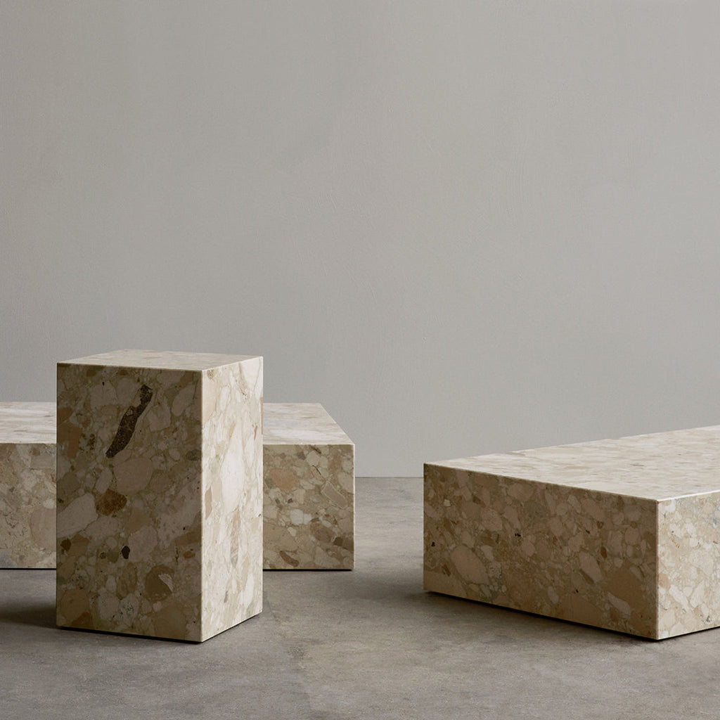 Tavolino Scultoreo Minimalista in Marmo Naturale Alto a Piedistallo con Base Espositiva Multiuso per Soggiorno
