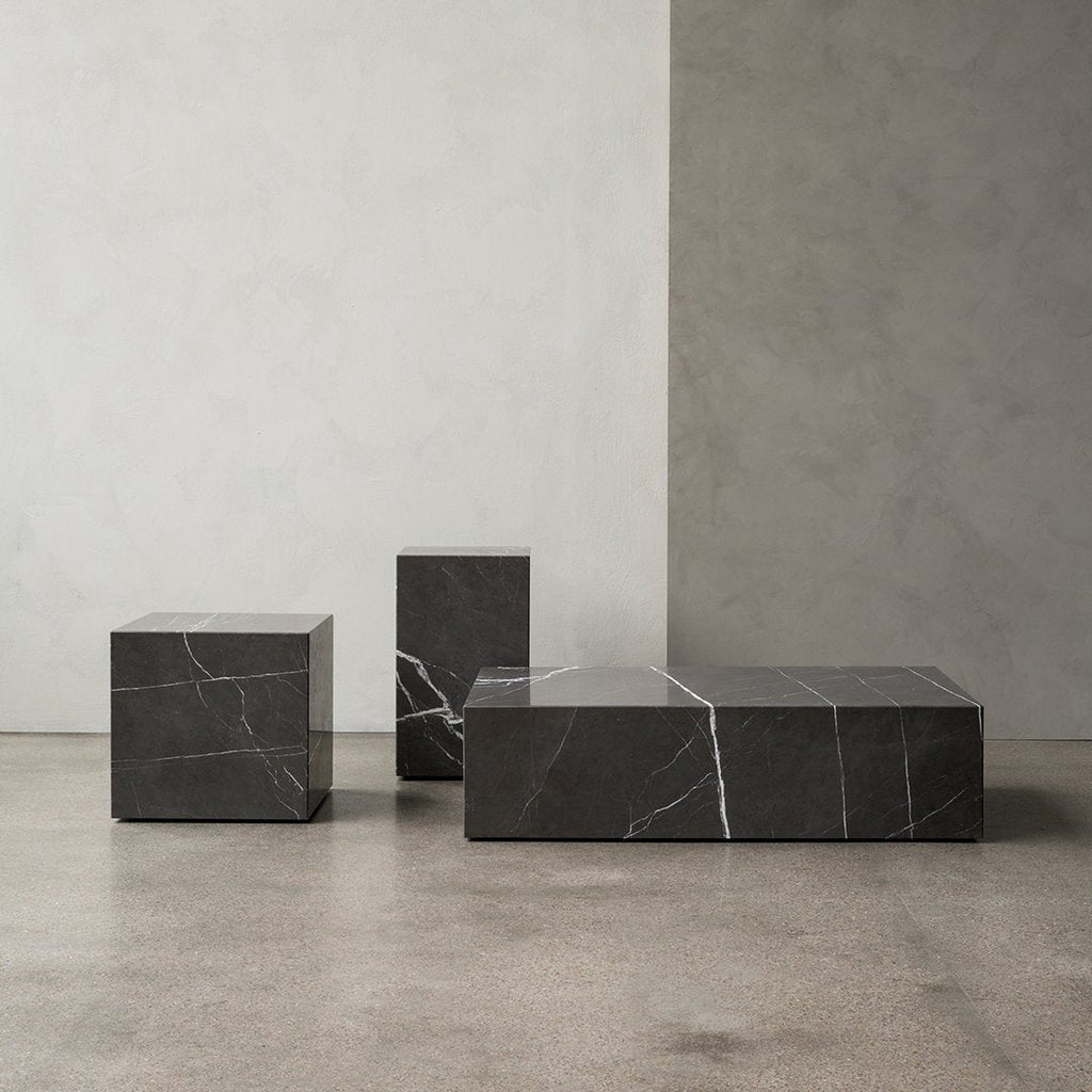 Tavolino Scultoreo Minimalista in Marmo Naturale Alto a Piedistallo con Base Espositiva Multiuso per Soggiorno