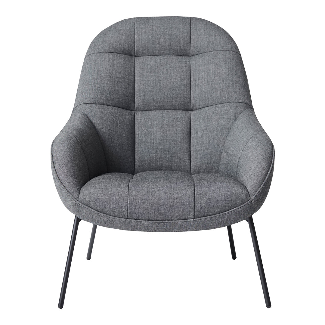 Poltrona lounge moderna e rivestita in tessuto organico con interno ispirato a spicchi di mango, ideale per il soggiorno