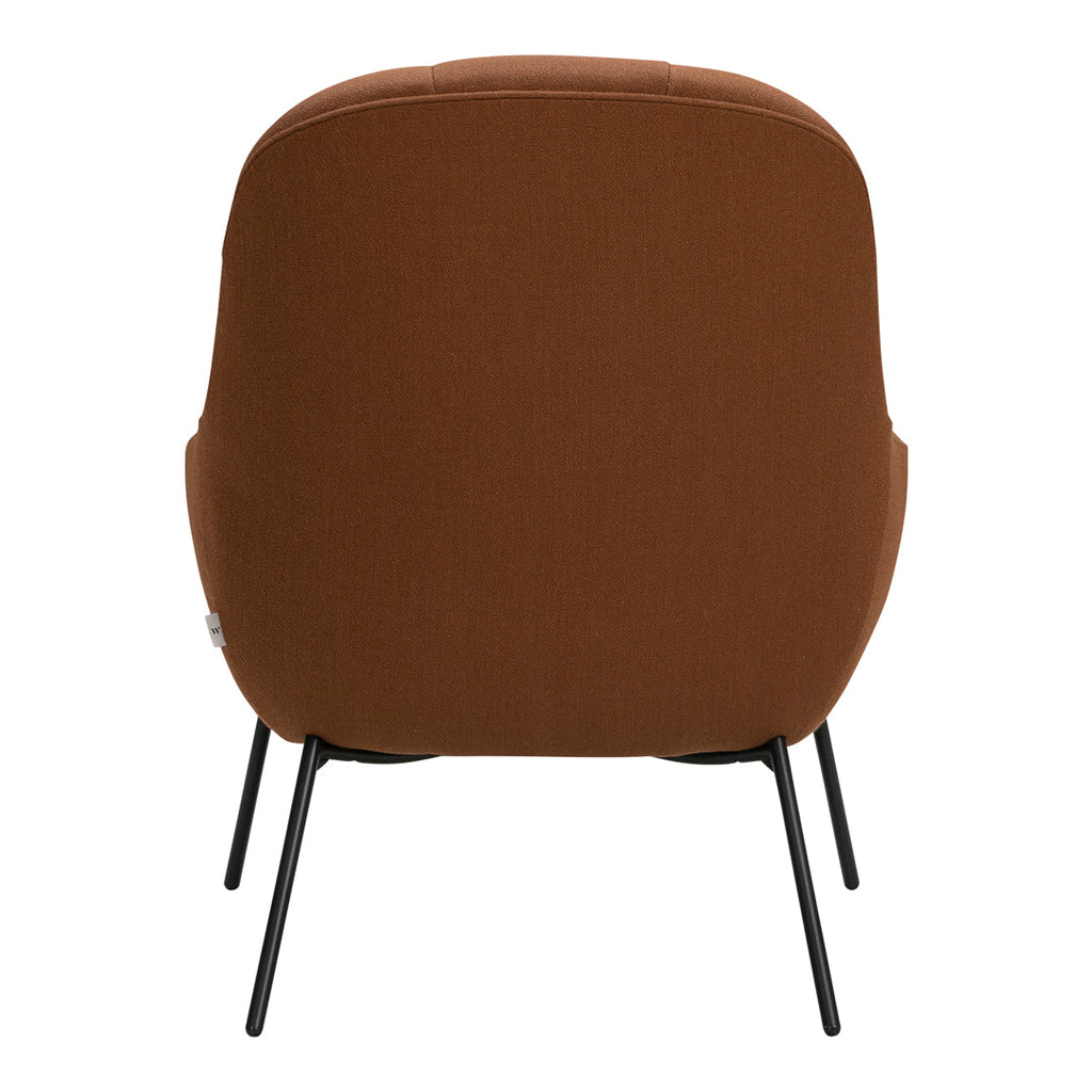 Poltrona lounge moderna e rivestita in tessuto organico con interno ispirato a spicchi di mango, ideale per il soggiorno