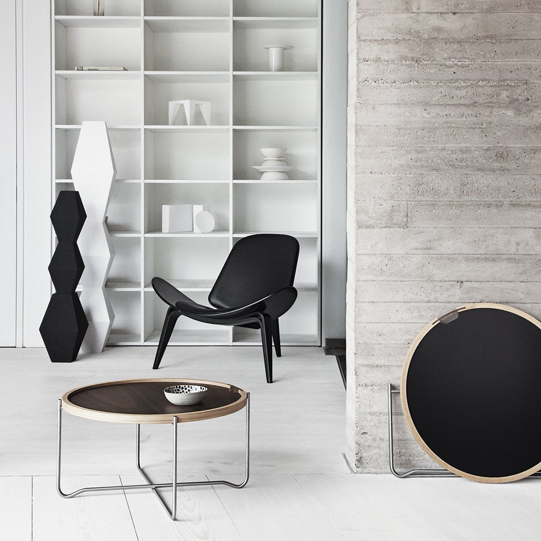 Tavolino da salotto con vassoio Nordic Classic in rovere e acciaio inossidabile con vassoio reversibile a doppia faccia