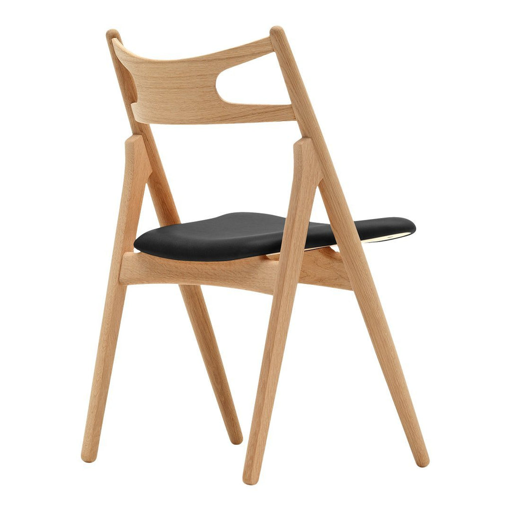 Sedia Sawbuck danese in legno massello artigianale con struttura scultorea a schienale curvo per sala da pranzo