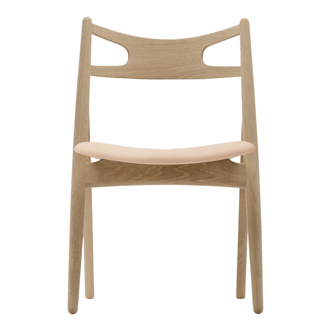 Sedia Sawbuck danese in legno massello artigianale con struttura scultorea a schienale curvo per sala da pranzo