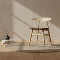 Sedia da pranzo danese Mid-Century in legno massello e impiallacciatura con riedizione del classico Wegner 1957 per la sala da pranzo