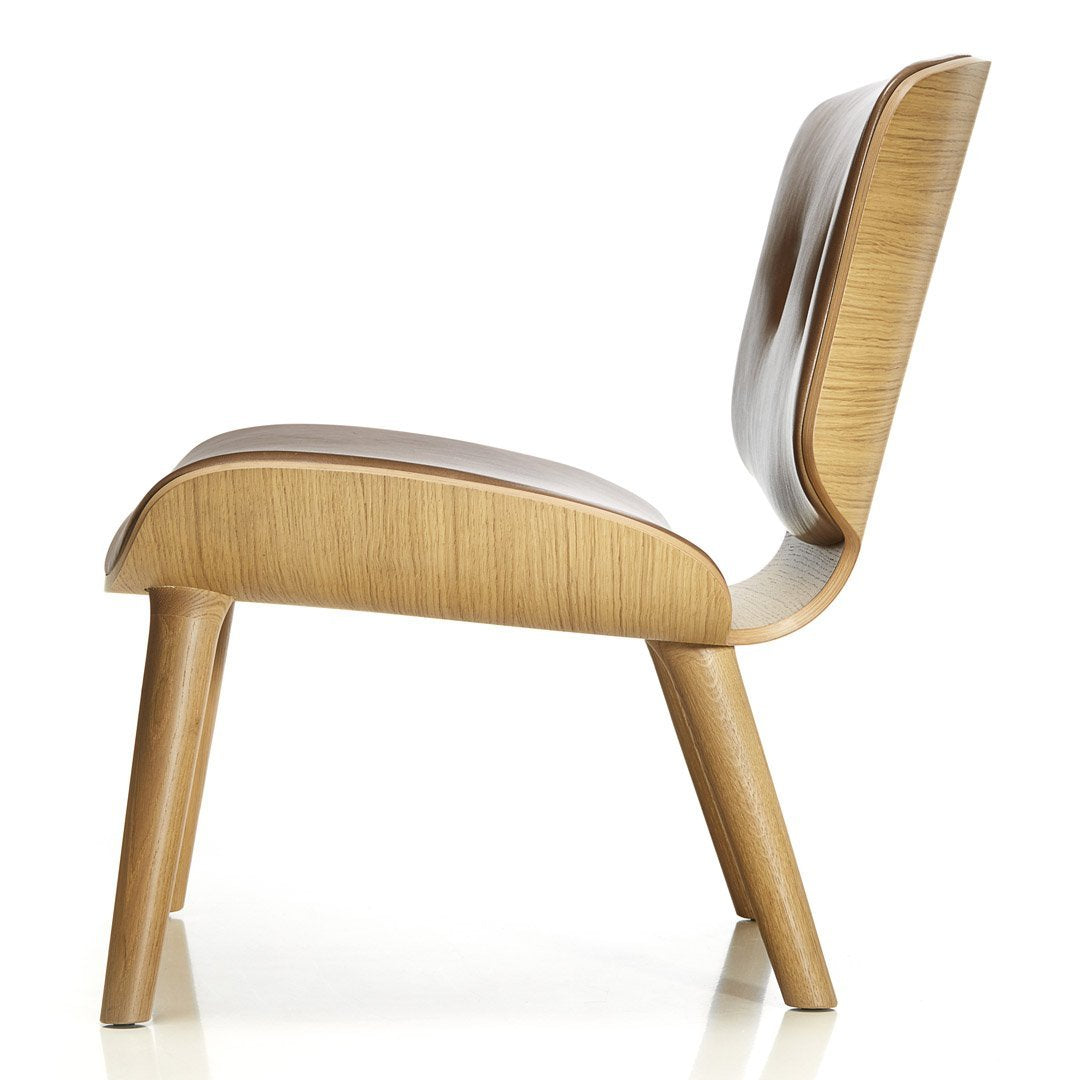 Poltrona da salotto moderna e lussuosa in tessuto fantasia con design avvolgente a perla per soggiorno