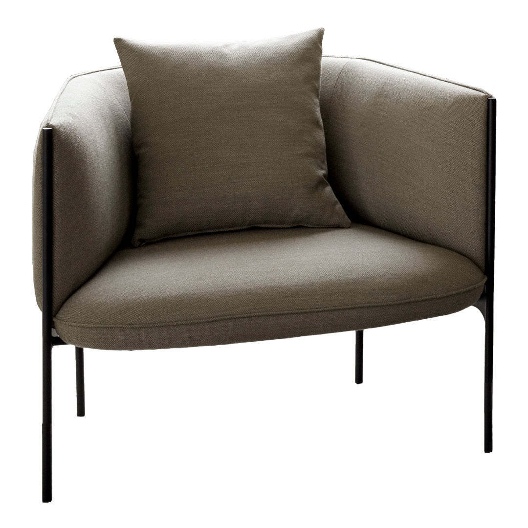 Poltrona lounge di design organico in materiali misti con estetica ispirata ai petali per il soggiorno