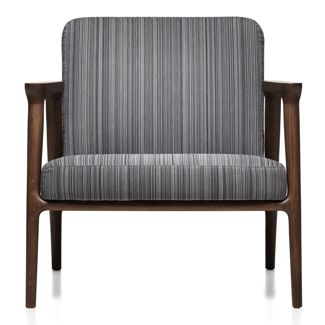 Poltrona Moderna di Lusso Imbottita con Ampio Bracciolo e Design Avvolgente per Soggiorno
